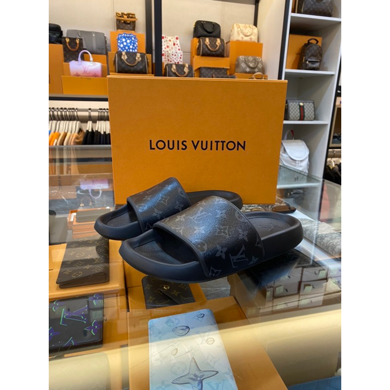 鹿晉歐美精品🦌 Louis Vuitton LV 新款黑老花拖鞋