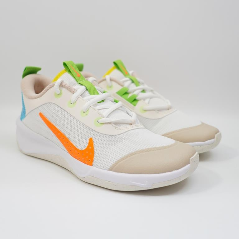 NIKE OMNI MULTI-COURT GS 大童款 女生款 運動鞋 FN8906181 多功能鞋 籃球鞋 球鞋