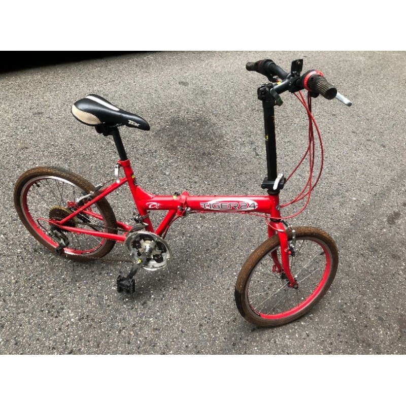 紅色折疊腳踏車 二手變速折疊腳踏車 自行車 20吋紅色18段折疊變速腳踏車（有變速3*6 18段)限新莊高中附近自取