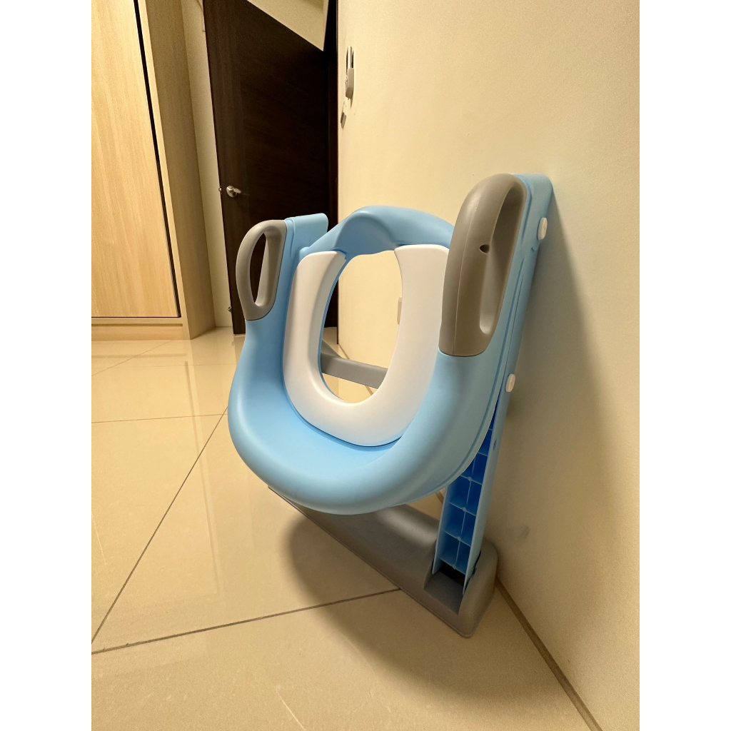 [二手]階梯馬桶、 兒童便盆