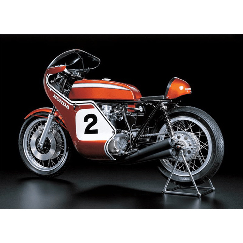絶版 タミヤ1/6 HONDA CB750Four レーシングタイプ 絶版 タミヤ1/6 HONDA CB750Four レーシングタイプ 【公式通販】