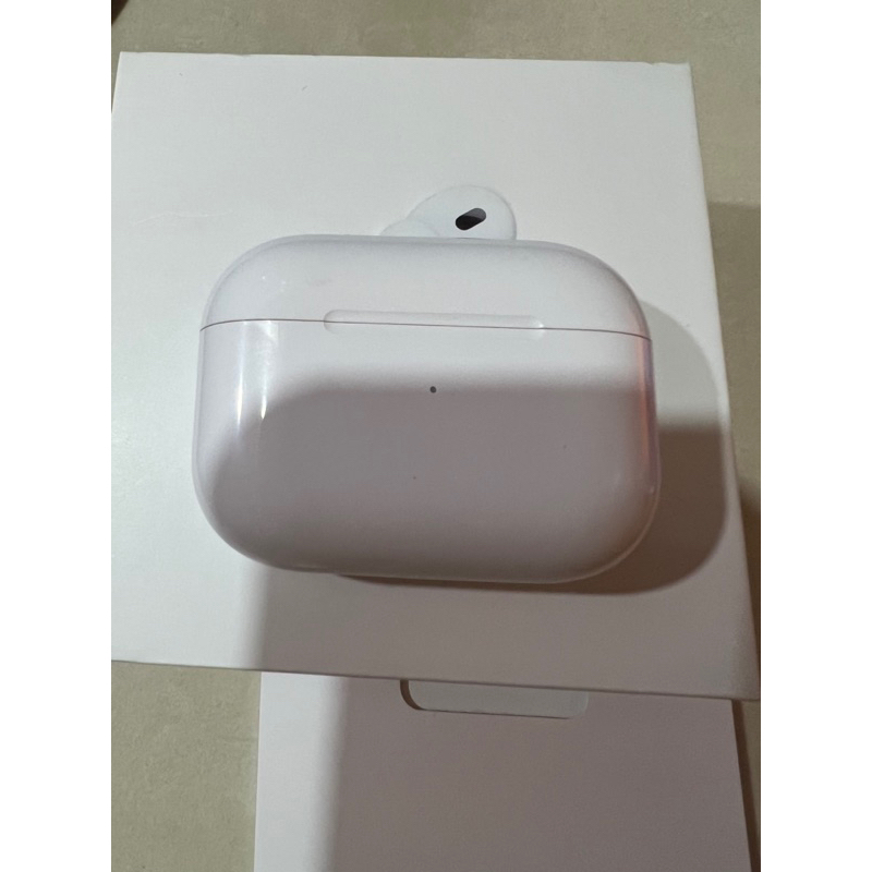 拆賣二手AirPods pro 2充電盒