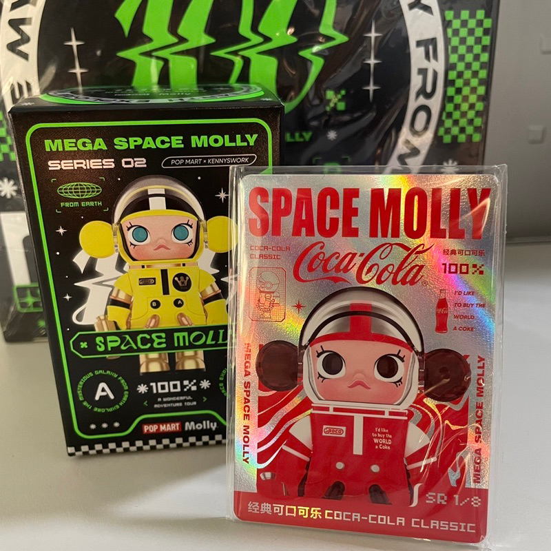 現貨 SR卡 特卡 閃卡 可口可樂 MOLLY MEGA SPACE 100% 二代 週年 可樂 盲盒 公仔 泡泡瑪特