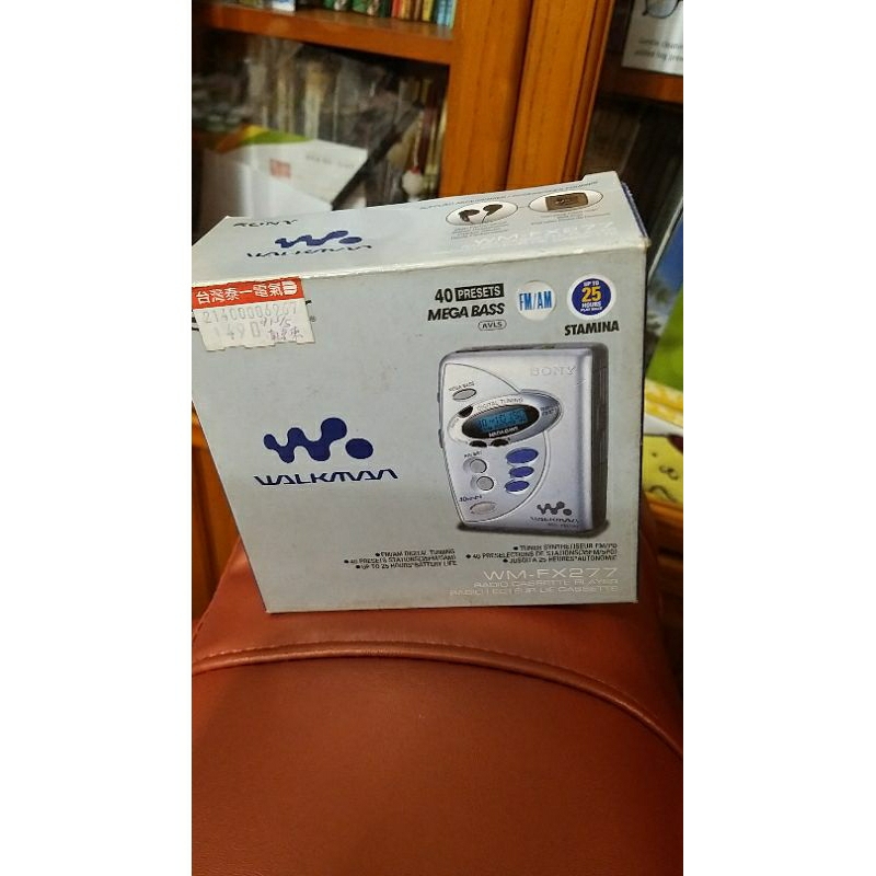 盒裝SONY WM-FX277 卡帶收放音隨身聽，功能正常，AIWA PANASONIC 可参考。