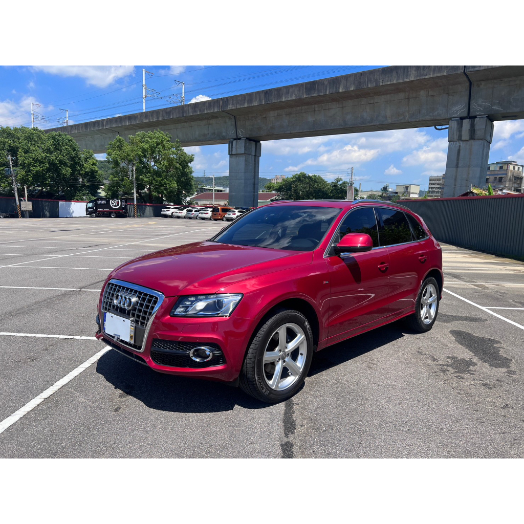 39W 2012 Audi Q5  TFSI quattro 2.0 S-LINE 汽油 紅