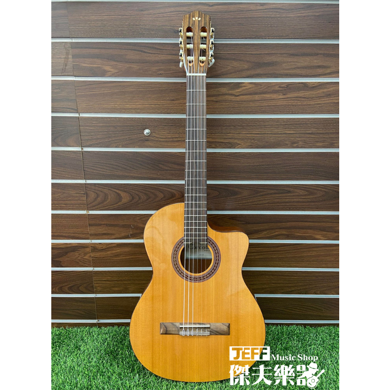 【傑夫樂器行】美國品牌 Cordoba C5-CE 單板可插電古典吉他  單板 可插電 古典吉他 附琴袋 全配件