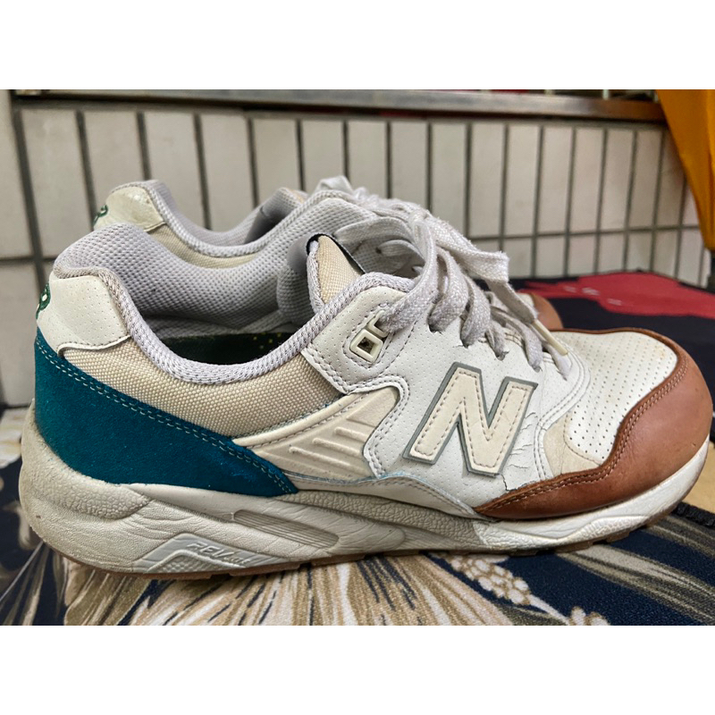 NB  new balance 580 nm US9 , 八成新