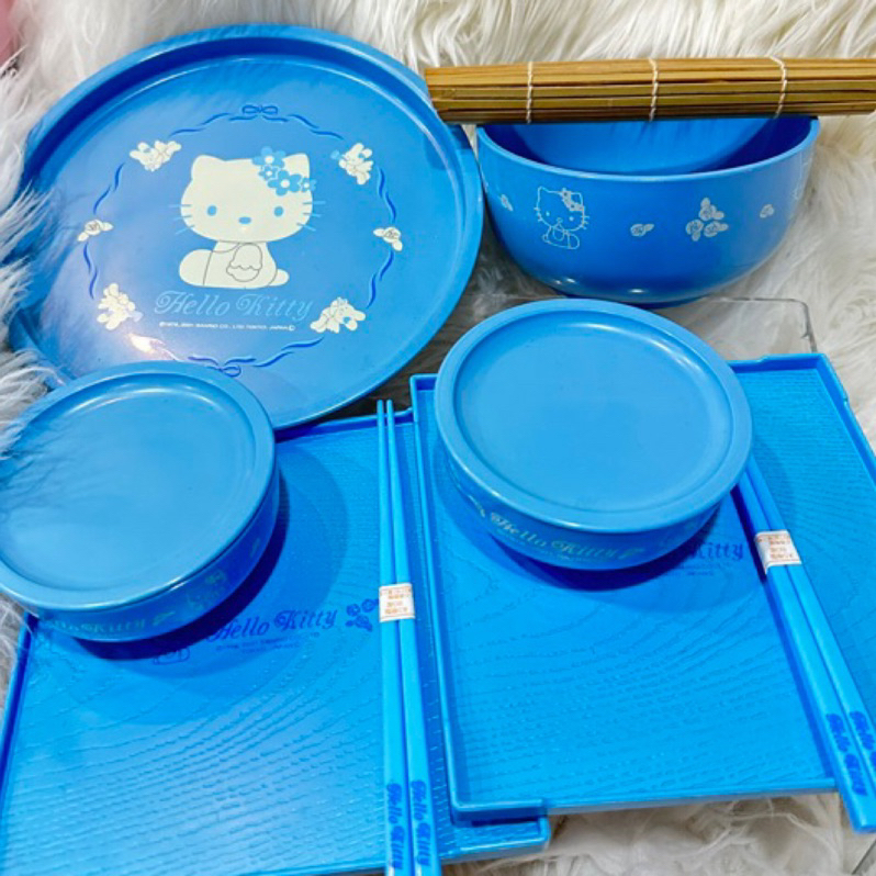 日本進口Hello Kitty沉穩莫藍迪美感藍色系和風蕎麥麵碗盤杯組通通給你展示品釋出（高標🈲️🈲️🈲️)