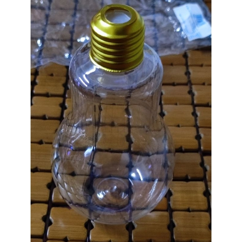 燈泡造型瓶  造型塑膠瓶 燈泡飲料奶茶瓶  (容量400 cc)