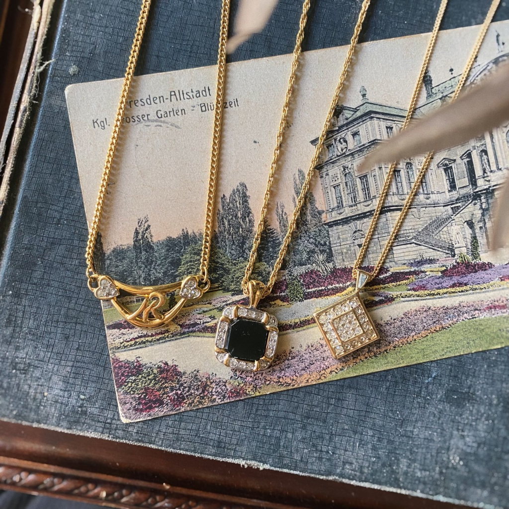 skin&amp;moss vintage Nina Ricci法國品牌歐美復古珍珠風銀項鍊玻璃鑽黑白映襯夏日項鍊經典菱形細項鍊
