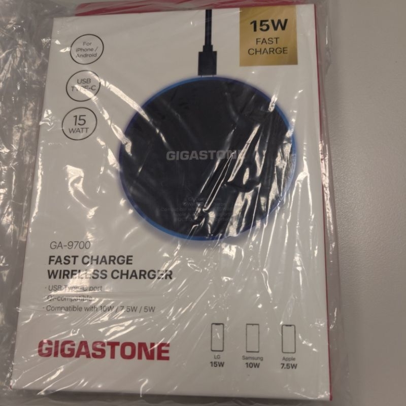 Gigastone GA-9700 15W 無線快充充電盤