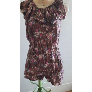 花花草草有彈性連身褲子柔軟好穿s號 top and pants