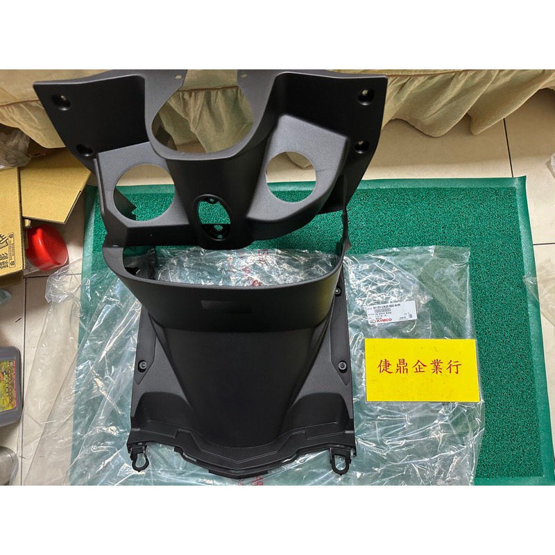 KYMCO 原廠 G6 125 150 內箱 置物箱 料號：81131-LHJ3-900-N1R