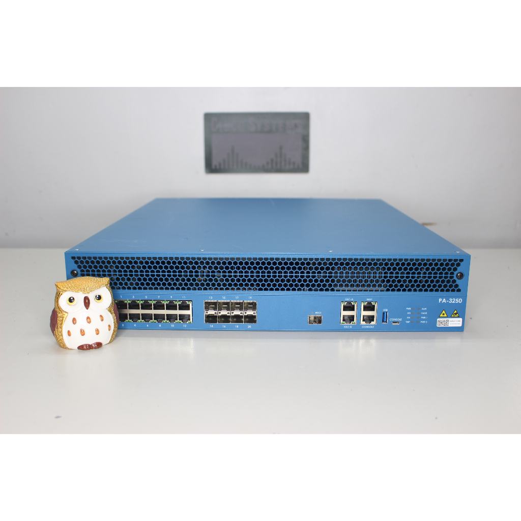 Palo Alto PA-3250 Firewall 12x 10/100/1000, 8x 1G/10G SFP/S