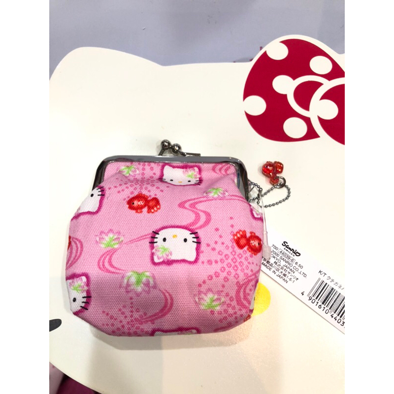 日本帶回來的Hello Kitty布製口金包