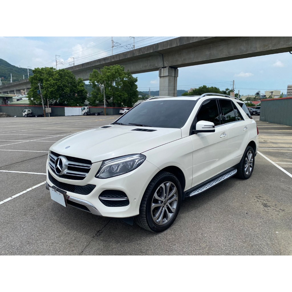 119w 2017 W166型 M-Benz  GLE400 4MATIC LUX 3.0