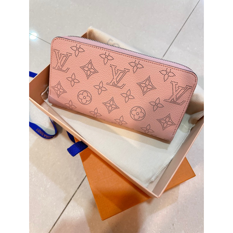 LV 粉紅色長皮夾 全新日本購買