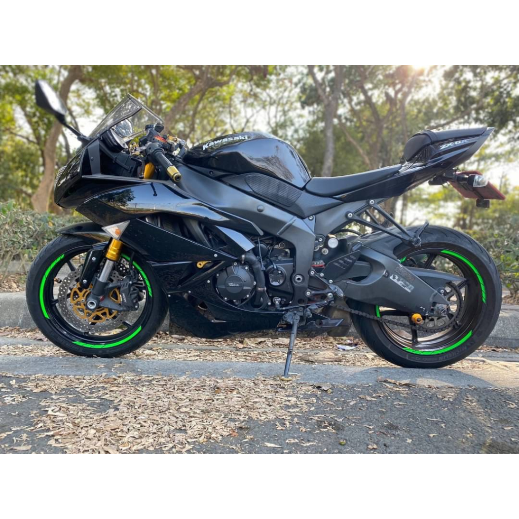 KAWASAKI ZX-6R 二手檔車中古車配合全額.超額.學生貸款強力過件白牌黃牌紅牌仿賽街車大型重機滿18即可辦理