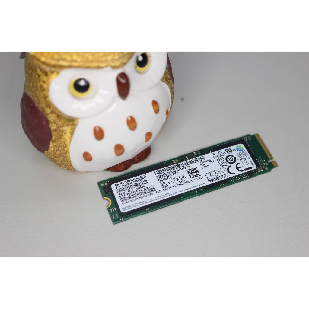 LENOVO 00UP436 MZ-VLW2560 256GB PCIE NVME M.2 2280 SSD