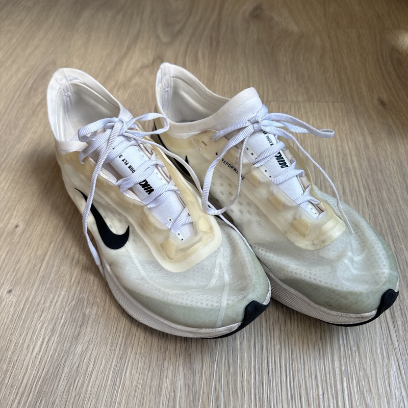 NIKE WMNS ZOOM FLY 3 慢跑鞋-女 AT8241-100 二手