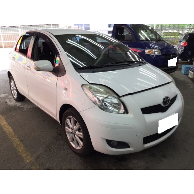 2013 Toyota yaris 1.5l 8.8萬公里 NT$140,000