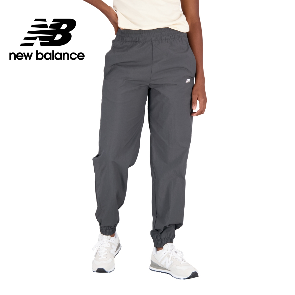 【New Balance】 NB 彈性縮口休閒長褲_女性_墨灰色_AWP31500ACK