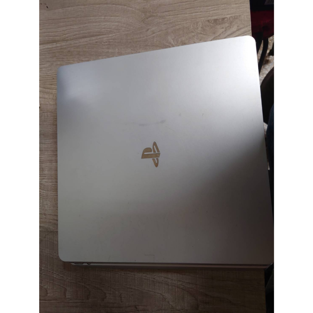 PS4 主機 SLIM / pro / 1107 1007 1207 7117b 7017b 2017a 各式二手主機