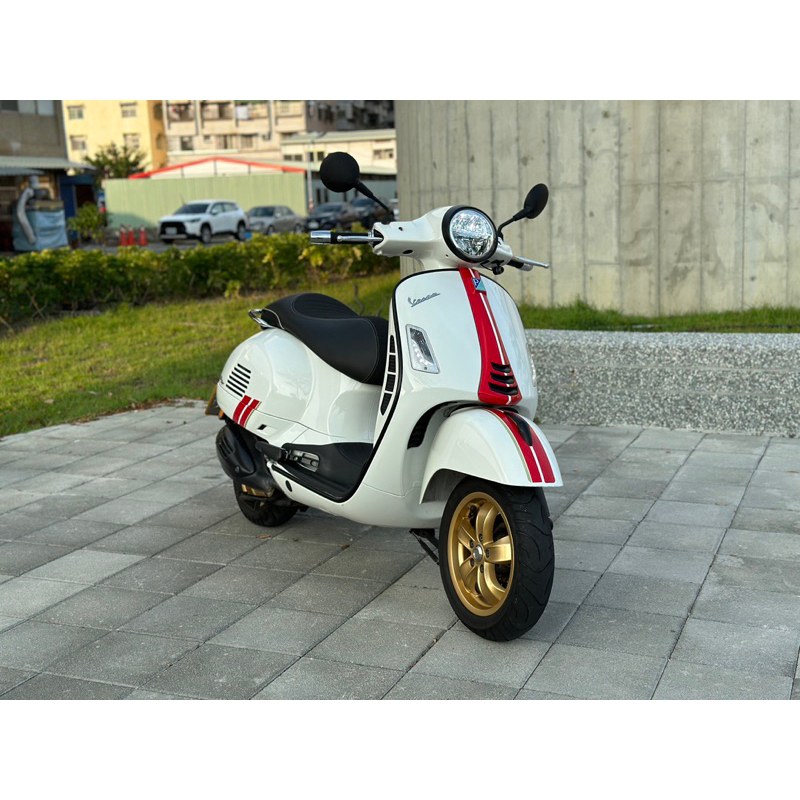 售：2020 Vespa GTS300 Racing Sixties HPE ABS 競速白