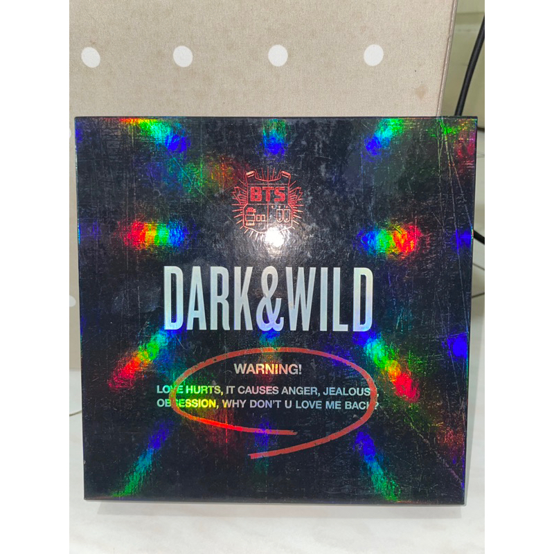 BTS《DARK &amp; WILD》防彈少年團首張韓語正規專輯