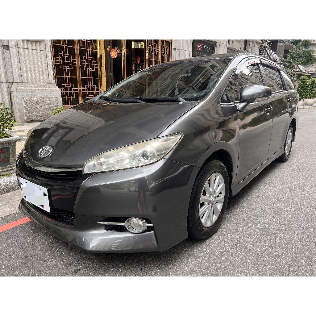 2014 TOYOTA WISH 一手女用車 非計程車 非營業車 原廠保養到現在 僅跑8萬公里 原版件