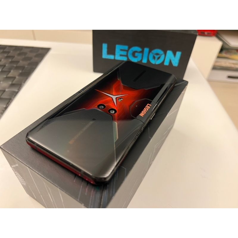 稀有的Lenovo Legion Phone Duel 256GB