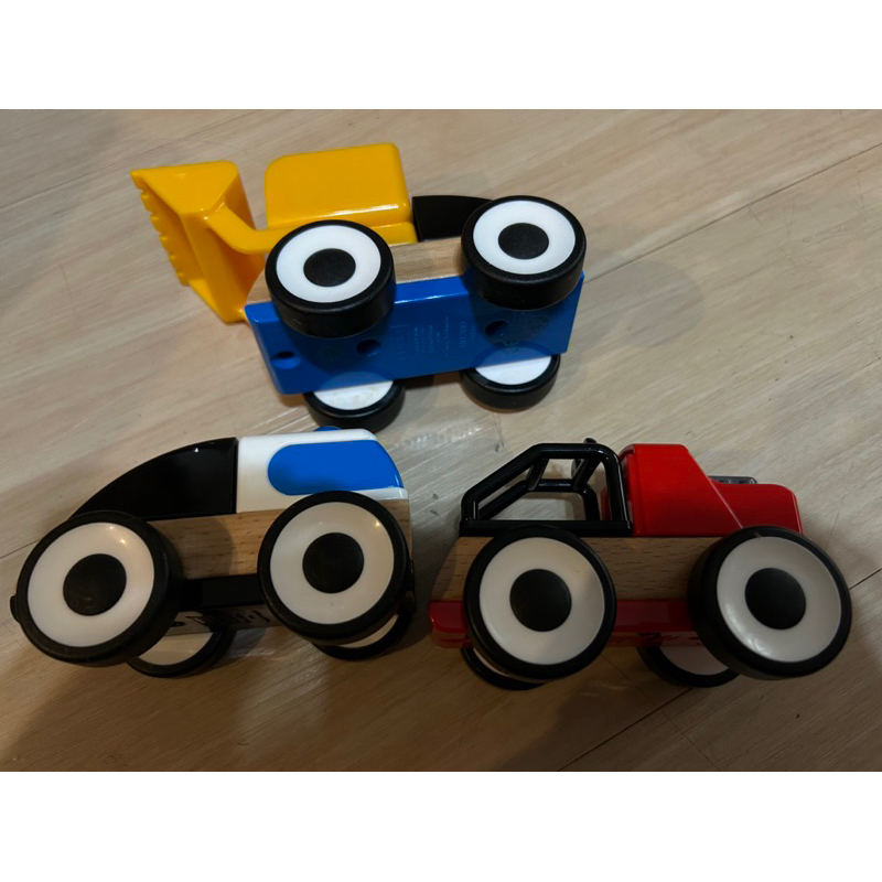 二手木質 IKEA 玩具車 3件裝 兒童玩具 組合推土機 吊車 救護車 警車 挖土機 發揮想像力 交換禮物積木車子