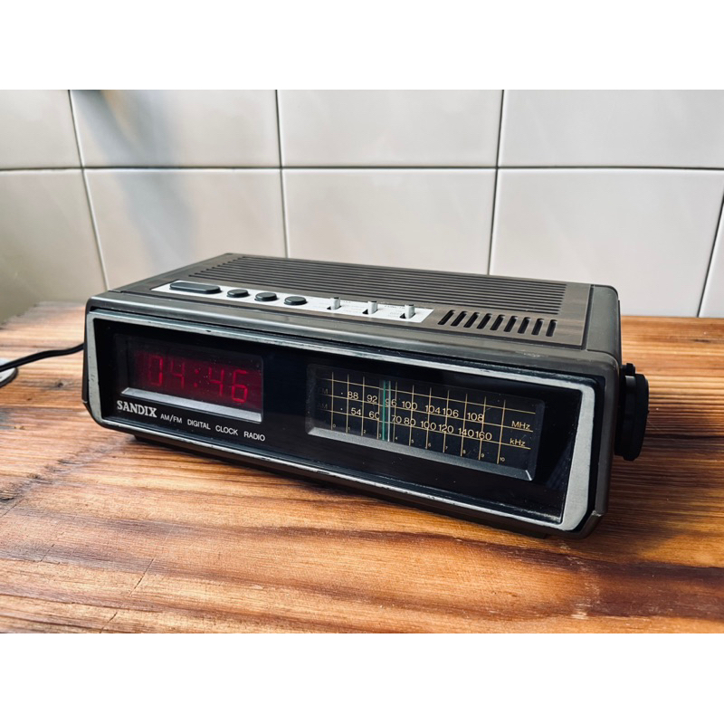 木紋老電鐘 收音機 外銷歐美機種