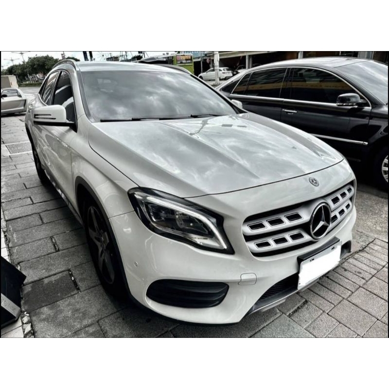 2018年M-Benz GLA 180AMG｜總代理｜低里程｜賓士gla180二手車｜內外AMG套件｜二手運動小休旅