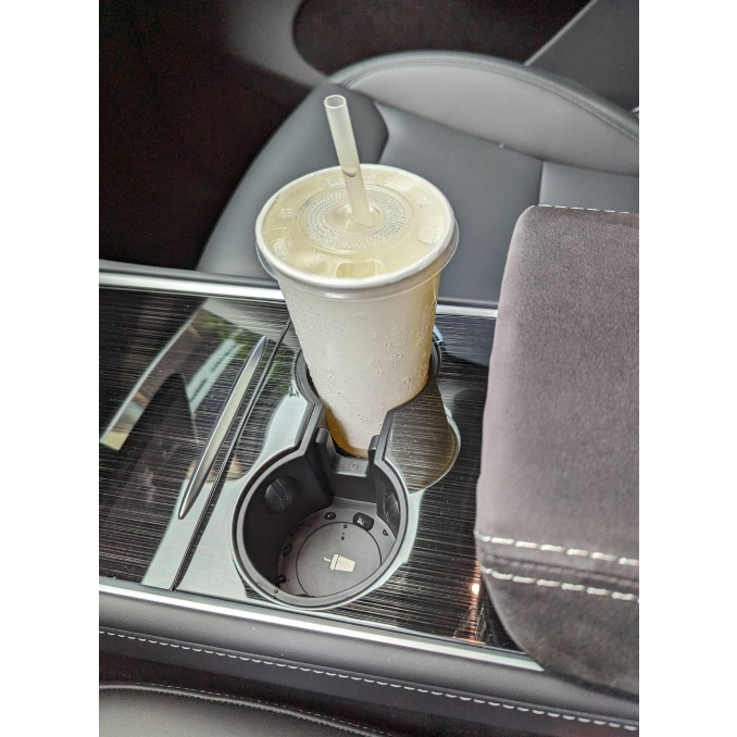 ~歐力斯~特斯拉 Tesla Model Y ModelY 前水杯墊 水杯墊 水杯固定墊 水杯限位器 中控水杯架