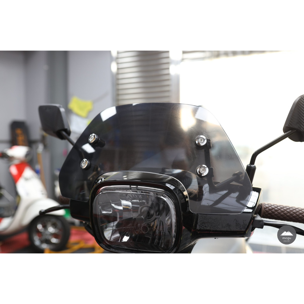 [膜谷包膜工作室] Suzuki Sui 125 nhrc風鏡保護膜 圖為tpu淺燻黑自體修復犀牛皮 改色 電腦裁切