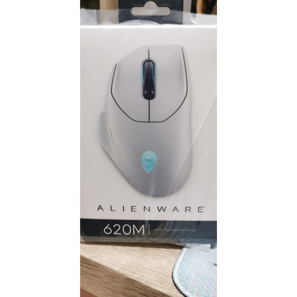 ALIENWARE 遊戲專用無線滑鼠 – AW620M〈白〉