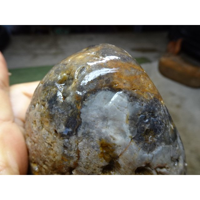 《藍晶寶石玉石特賣區》→〈原石系列〉→海洗滑面金線虎皮黑年糕玉原礦〈2700公克〉→AV72F