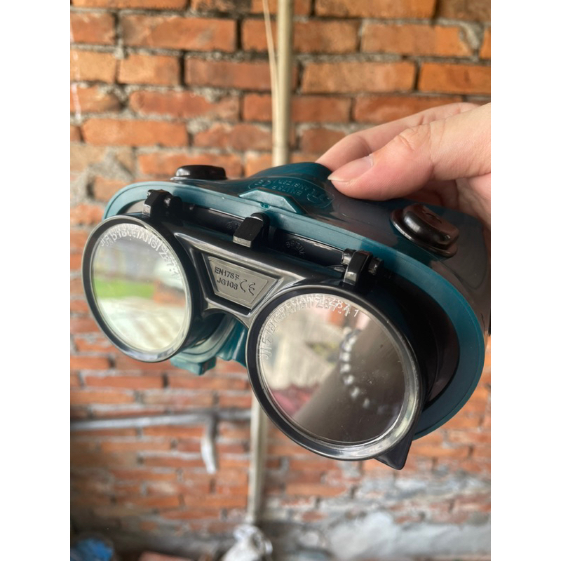 《出清現貨》焊接護目鏡 防強光 電焊工面罩 氣焊 氬弧焊 勞保燒焊 防護眼鏡