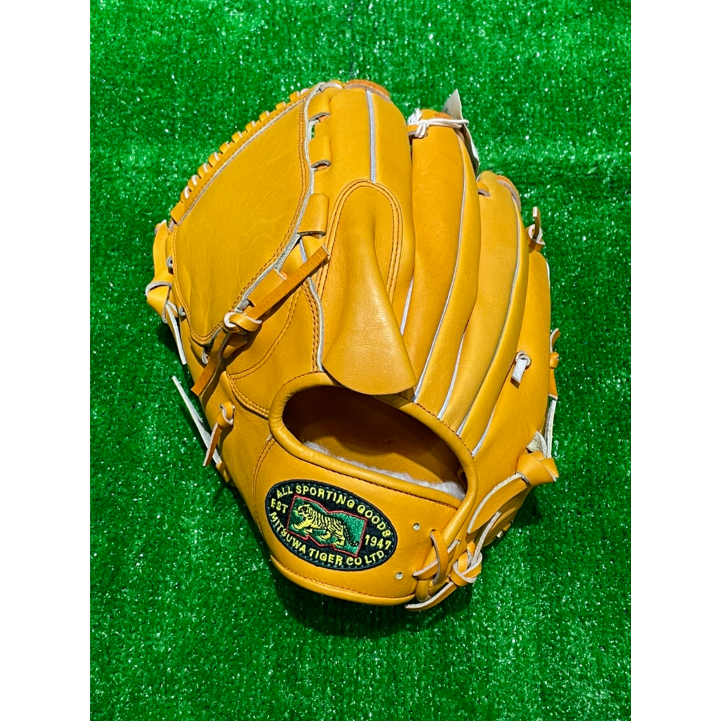 ミツワタイガー　硬式　外野手　HGFM13SI ミツワタイガー硬式外野手HGFM13SI