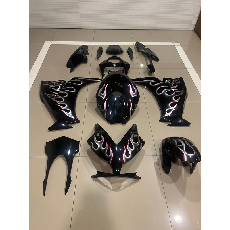 HONDA CBR1000RR SC59副廠殼 火燄車殼 彩繪 消光漆 亮光漆 賽車塗裝