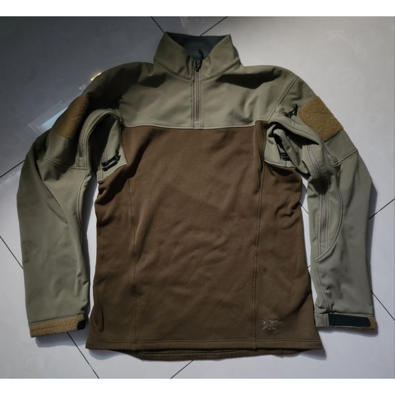 始祖鳥加產軍版 Arcteryx LEAF Minotaur halfshell 牛頭怪拼接抓絨軟殼