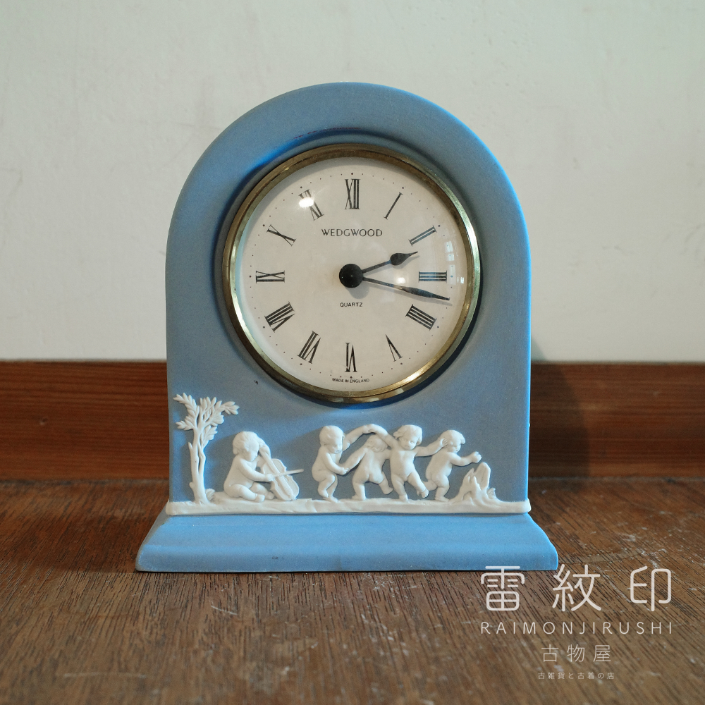 【雷紋印古物屋】【古董】【特價品】WEDGWOOD JASPER 英國名瓷 白玉浮雕 浮雕玉石 桌鐘 座鐘 故障品