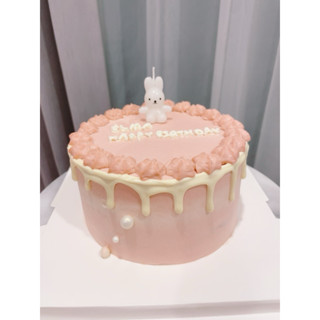 韓系兔兔蠟燭生日蛋糕｜白巧淋面×芒果布丁×香草戚風（6吋/可客製）