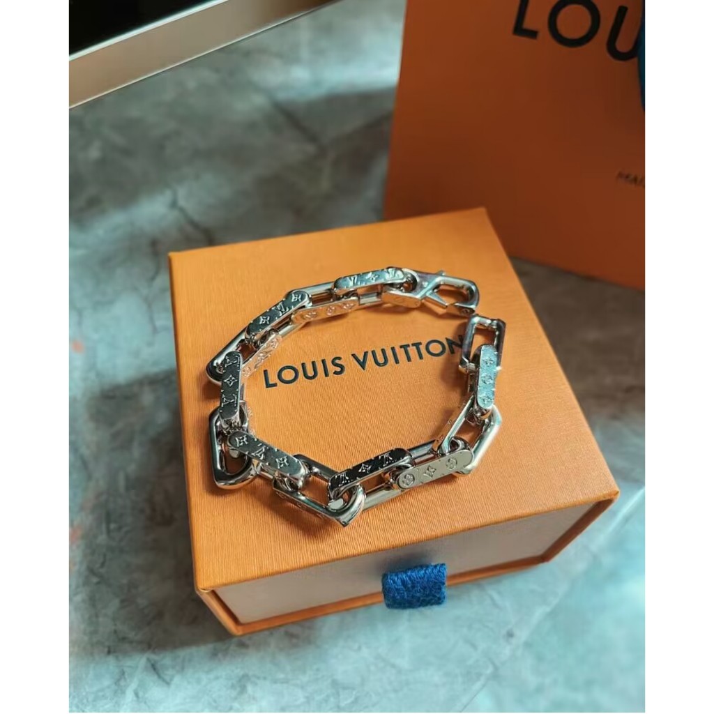 Shop Louis Vuitton MONOGRAM Crazy in lock bracelet (M6451E, M6451F