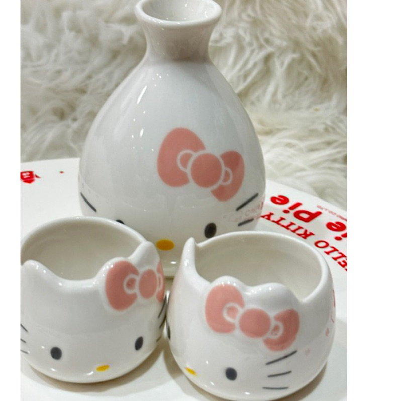日本進口Hello Kitty陶瓷製品清酒壺一壺兩杯組