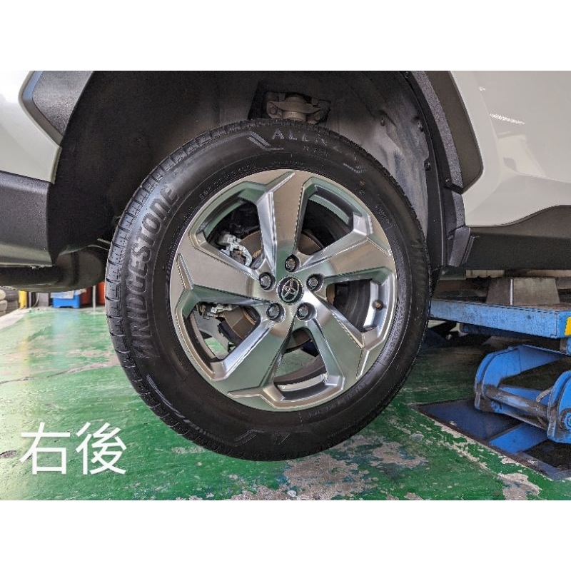 Rav4 2021原廠輪胎18“輪框（無傷）含五成胎皮