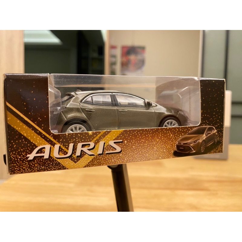 Toyota Auris LED 迴力車 1/43 1:43 鋅合金 模型 模型車