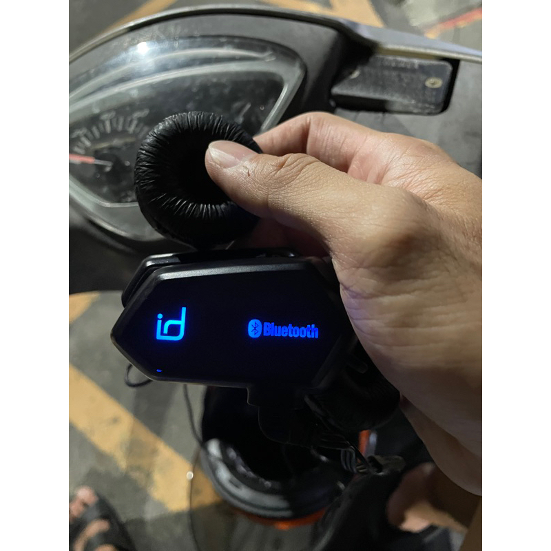 id221 MOTO A2（二手，只有主機跟耳機）