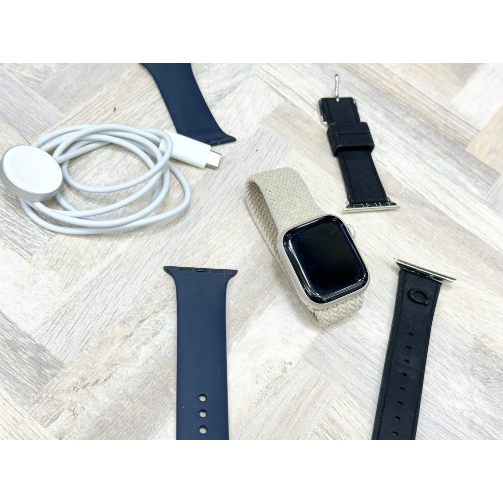 🧸Apple Watch S8 GPS 版 41MM 電池100%  無盒裝有配件 錶帶3選一